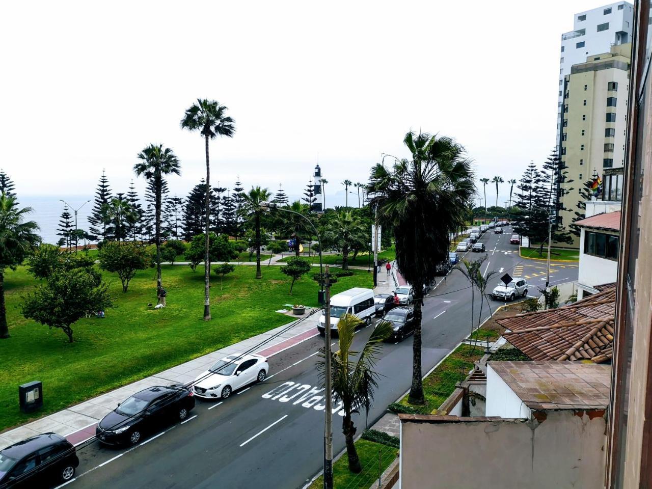 Miraflores Frente Al Mar Lima Exterior photo
